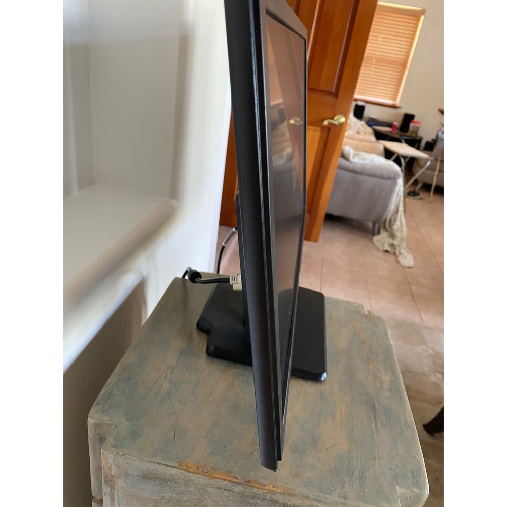HP LV2311 23" LCD Computer Monitor 1080p Widescreen VGA Display w/ Stand - Picture 11 of 13